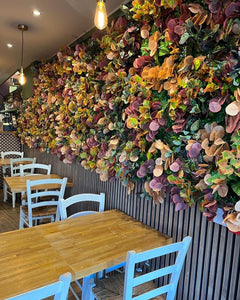 How Flower Walls Elevate Social Media Presence and Footfall